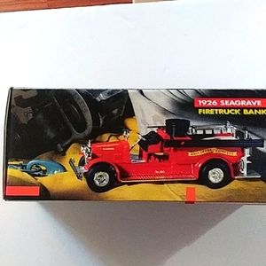 Ertl 1926 Seagrave Firetruck Locking Coin Bank  (nib)